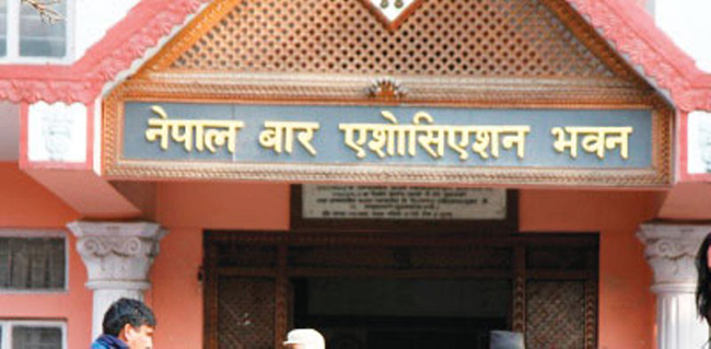 अदालतको चाप्लुसीतन्त्र अन्त्य गर्न चोलेन्द्रशमशेरको अर्को ऐतिहासिक कदम अदालतको चाप्लुसीतन्त्र अन्त्य गर्न चोलेन्द्रशमशेरको अर्को ऐतिहासिक कदम
