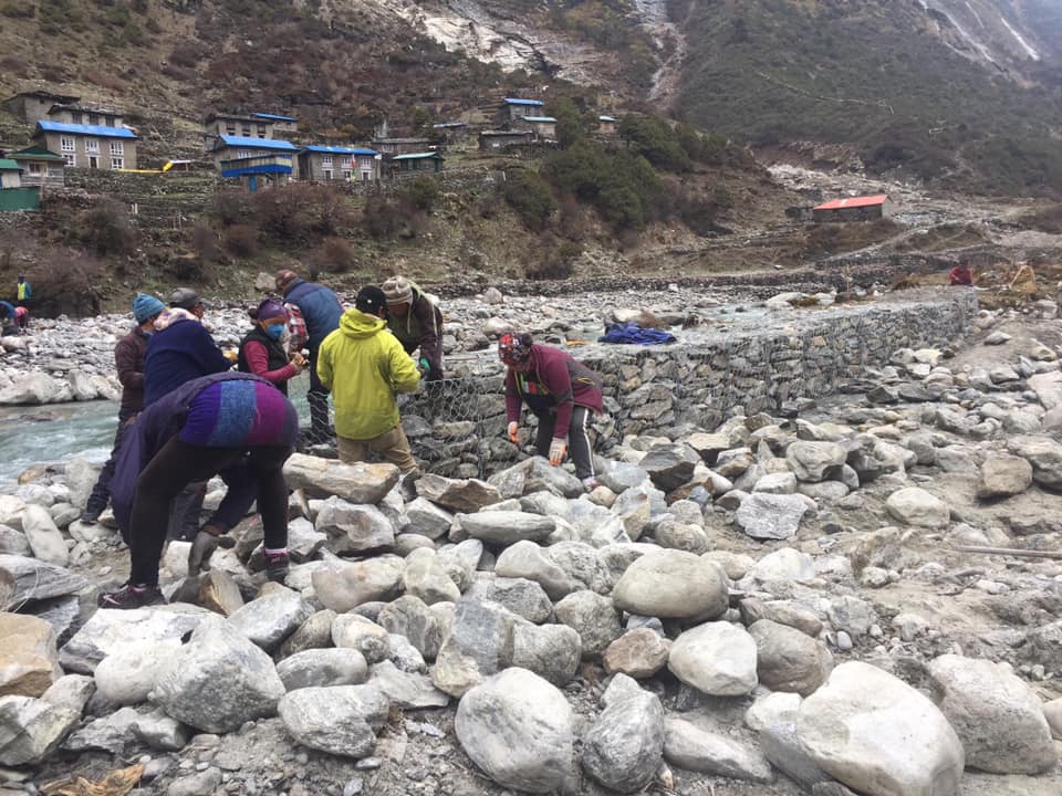 असारे बर्षात सुरु : सर्तकता अपनाउँदै स्थानिय