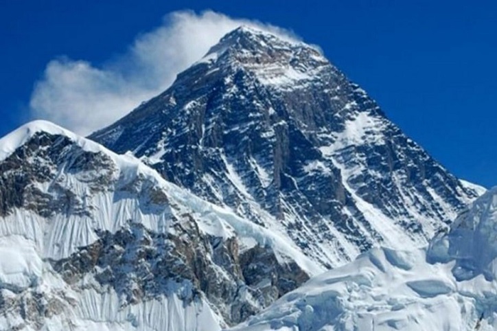सगरमाथाको नयाँ उचाइ मापन सकियो, घोषणा गर्न मन्त्रीपरिषद्को स्वीकृति सगरमाथाको नयाँ उचाइ मापन सकियो, घोषणा गर्न मन्त्रीपरिषद्को स्वीकृति