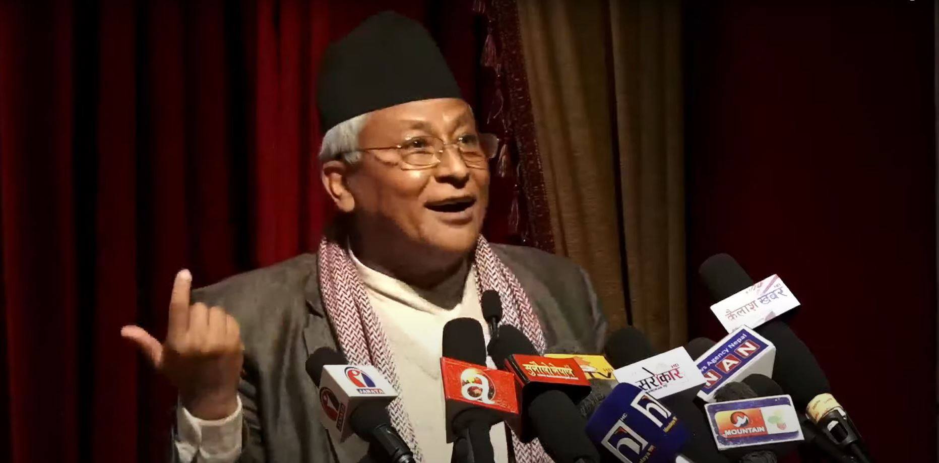 कोरोनाको तेश्रो लहरको जोखिम न्युनीकरणका लागि तयारी अवस्थामा रहन स्वास्थ्यमन्त्री श्रेष्ठको निर्देशन कोरोनाको तेश्रो लहरको जोखिम न्युनीकरणका लागि तयारी अवस्थामा रहन स्वास्थ्यमन्त्री श्रेष्ठको निर्देशन