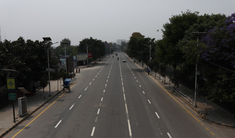 खाद्यान्न पसल खोल्न पाइने समयमा परिवर्तन खाद्यान्न पसल खोल्न पाइने समयमा परिवर्तन