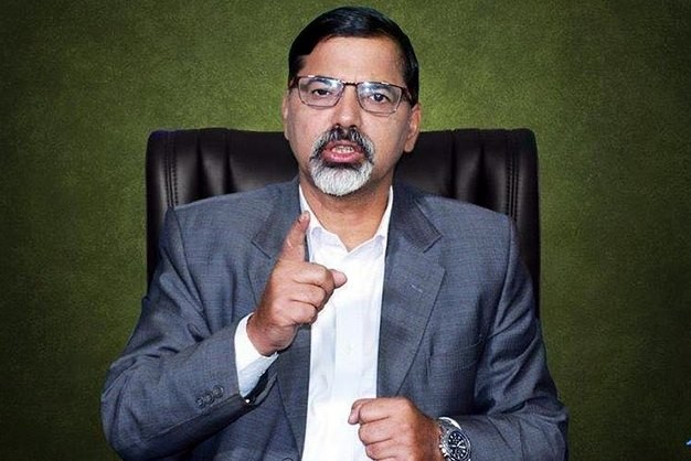 अर्थमन्त्रीमा पुनःबहाल भए पनि शर्मालाई यी आरोपले कहिल्यै छाड्ने छैन ? अर्थमन्त्रीमा पुनःबहाल भए पनि शर्मालाई यी आरोपले कहिल्यै छाड्ने छैन ?
