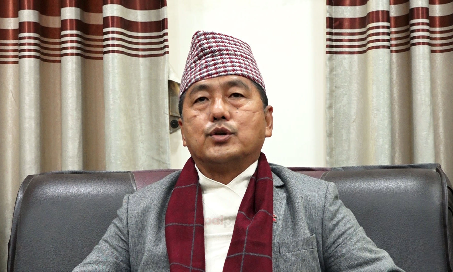 सिद्धान्तबाट विचलित भएर लक्ष्य प्राप्ति हुन सक्दैन:अध्यक्ष लिङ्देन सिद्धान्तबाट विचलित भएर लक्ष्य प्राप्ति हुन सक्दैन:अध्यक्ष लिङ्देन