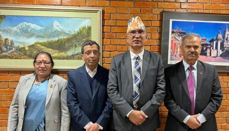 एमालेका  उच्चस्तरका नेता हिजाे चीन भ्रमणमा